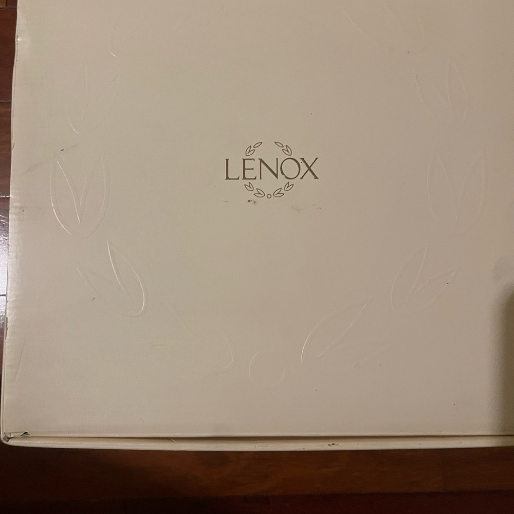 Brand new never used. Lenox federal platinum set - Picture 5 of 6
